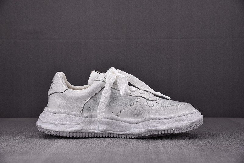 MAISON MIHARA SNEAKERS