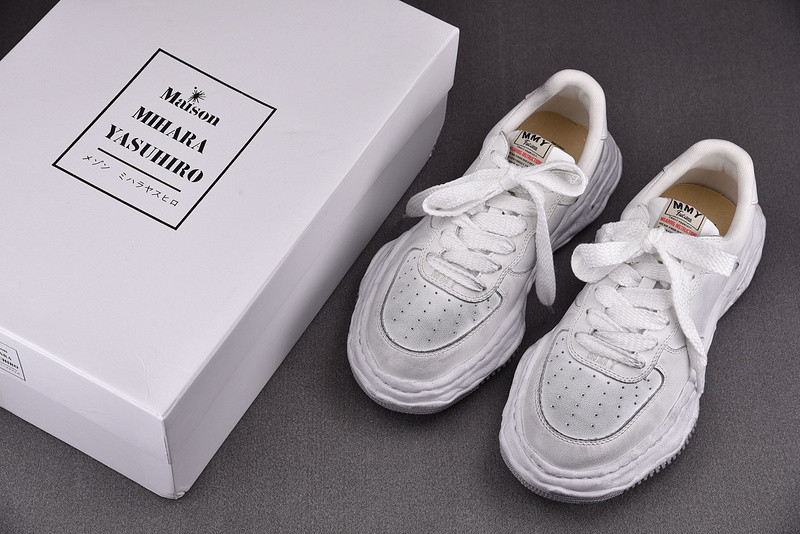 MAISON MIHARA SNEAKERS
