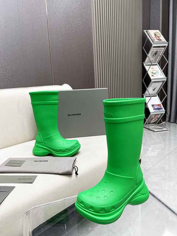 Ba*len*cia*ga x crocs boot green