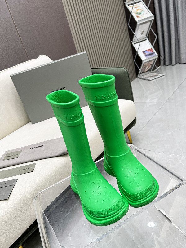 Ba*len*cia*ga x crocs boot green
