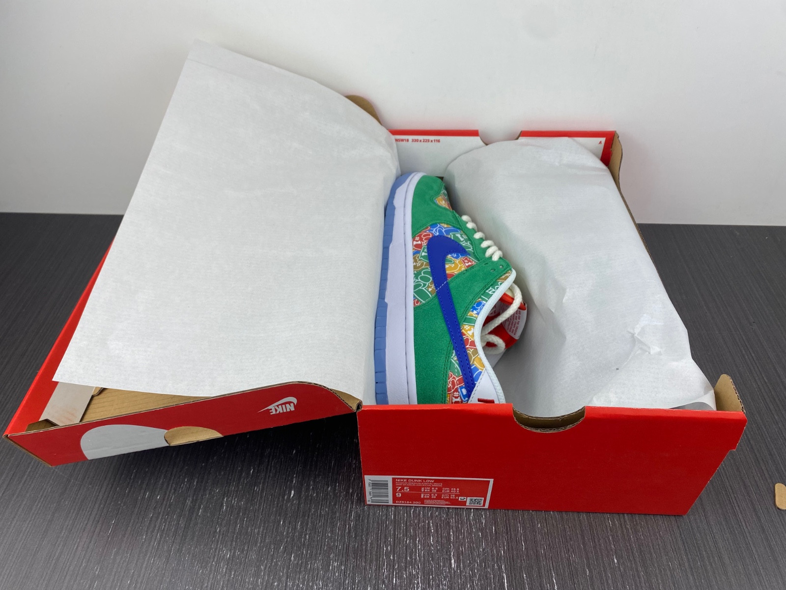 Nike Dunk Low Foam Finger - DZ5184-300