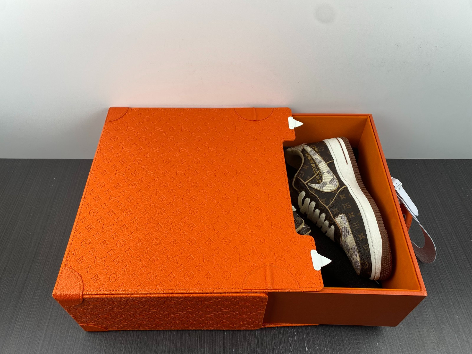 NIKE AIR FORCE 1 LOW BY VIRGIL ABLOH