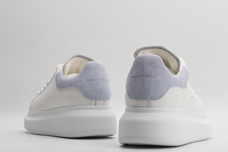 ALEXANDER MCQUEEN SNEAKER
