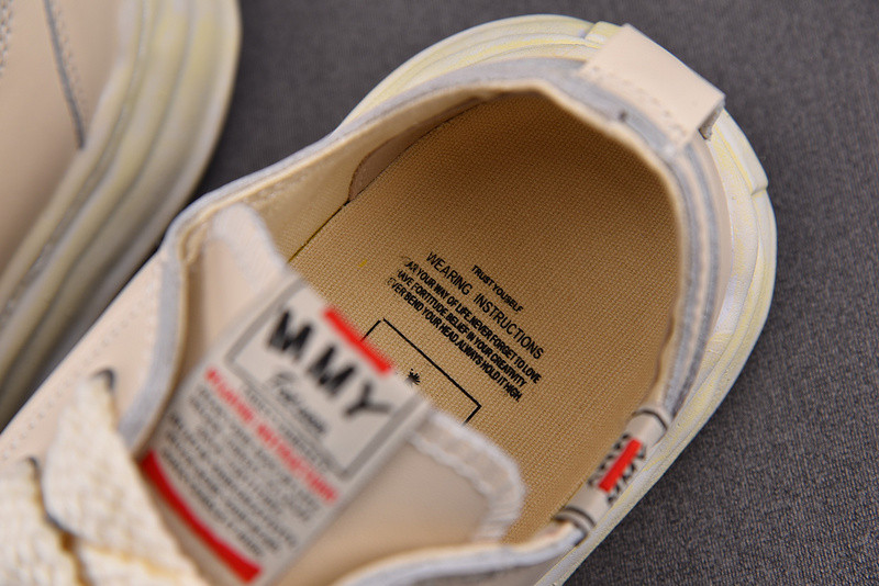 MAISON MIHARA SNEAKERS