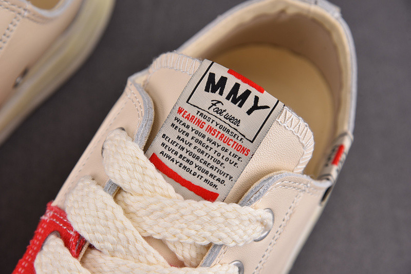 MAISON MIHARA SNEAKERS