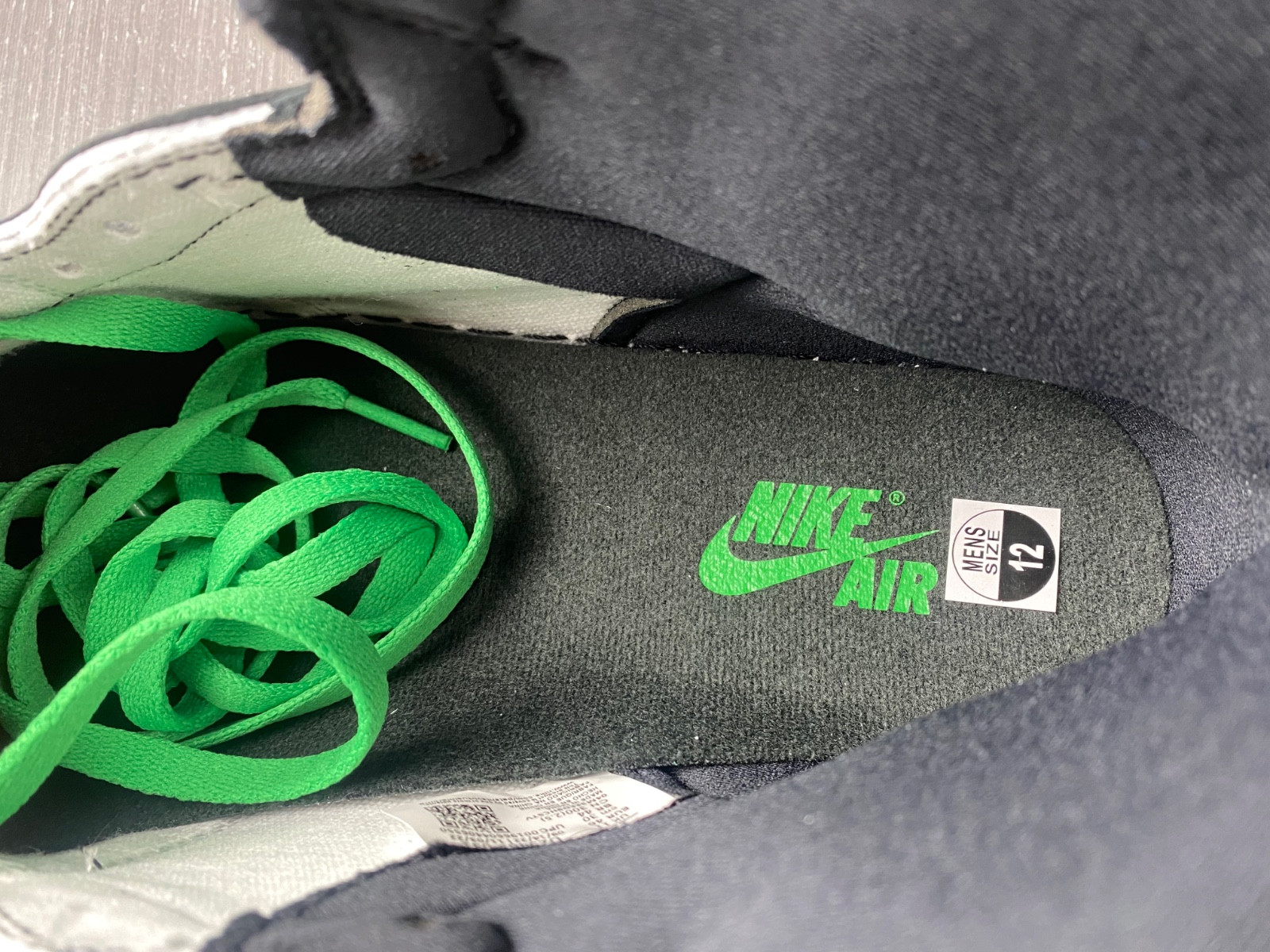 Air Jordan 1 Retro High OG "Celtics" DZ5485-031