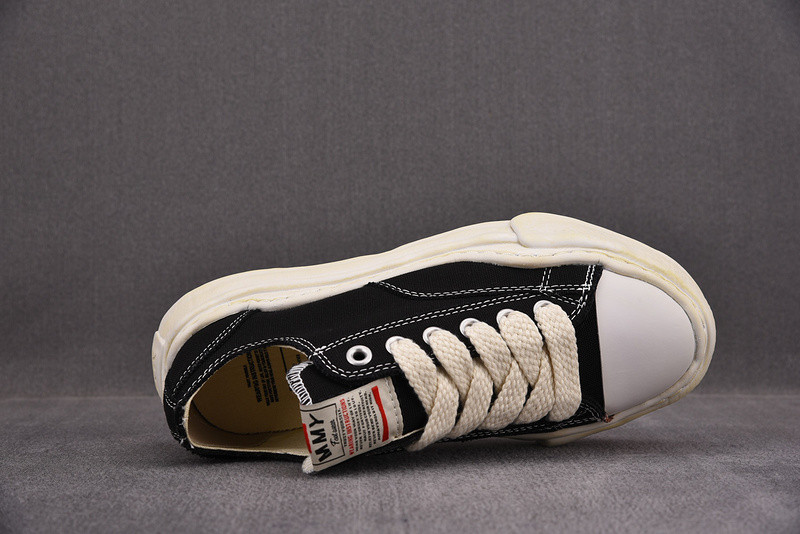 MAISON MIHARA SNEAKERS