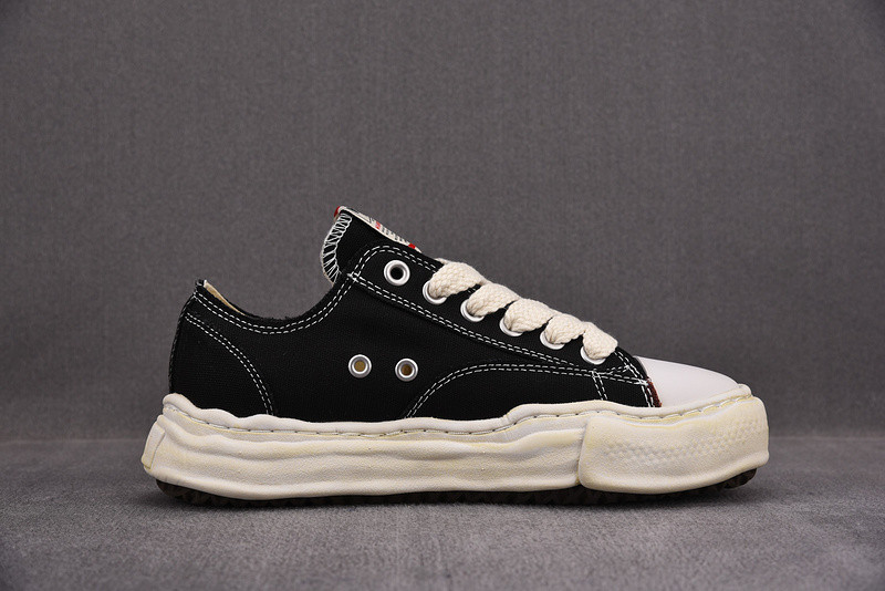 MAISON MIHARA SNEAKERS