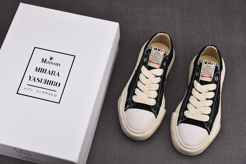MAISON MIHARA SNEAKERS