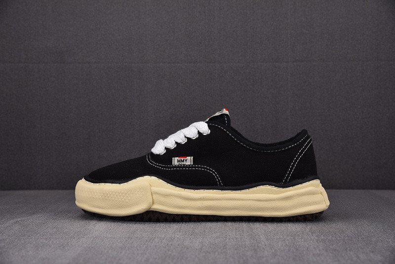 MAISON MIHARA SNEAKERS