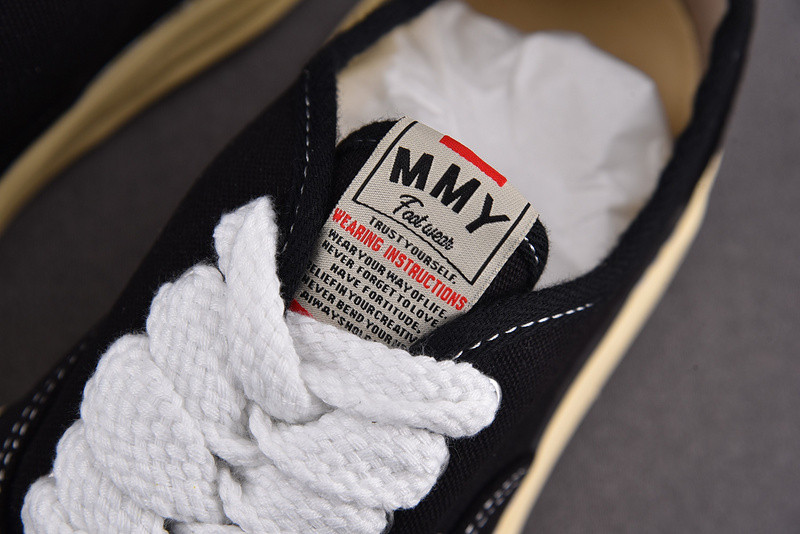 MAISON MIHARA SNEAKERS