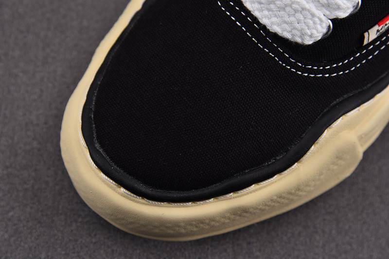 MAISON MIHARA SNEAKERS