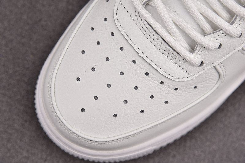 BAPE SNEAKERS