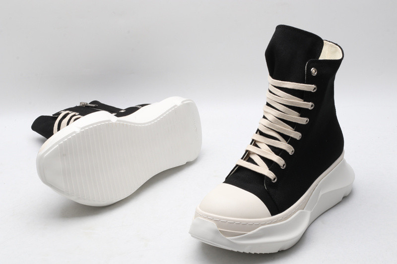 RICK 0WENS SNEAKERS