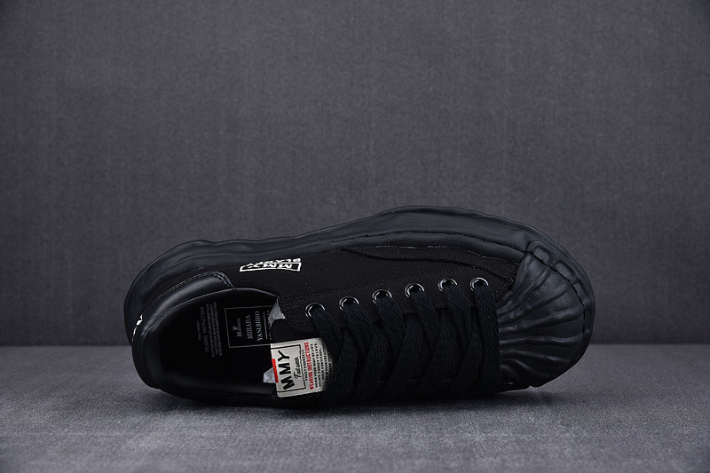 MAISON MIHARA SNEAKERS