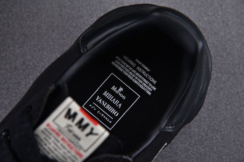MAISON MIHARA SNEAKERS