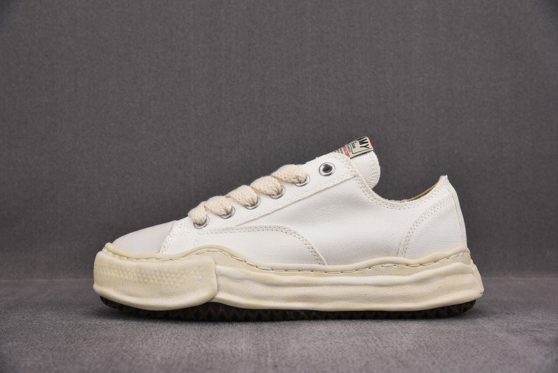 MAISON MIHARA SNEAKERS