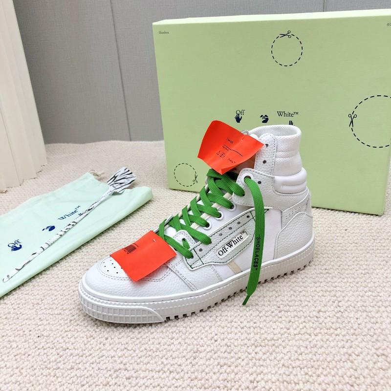 Off-White c/o Virgil Abloh
