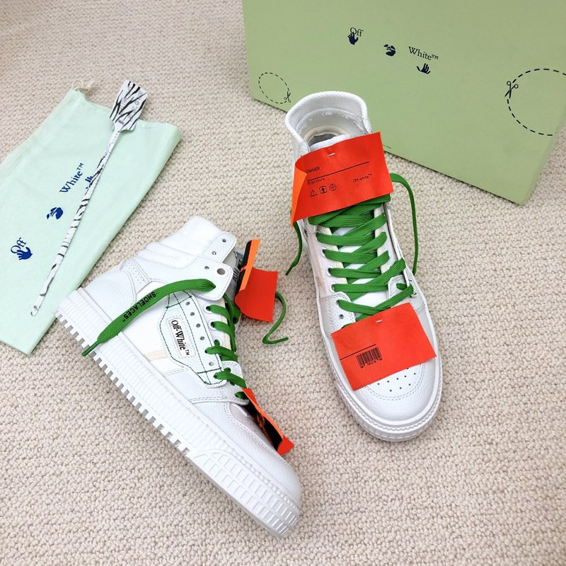 Off-White c/o Virgil Abloh