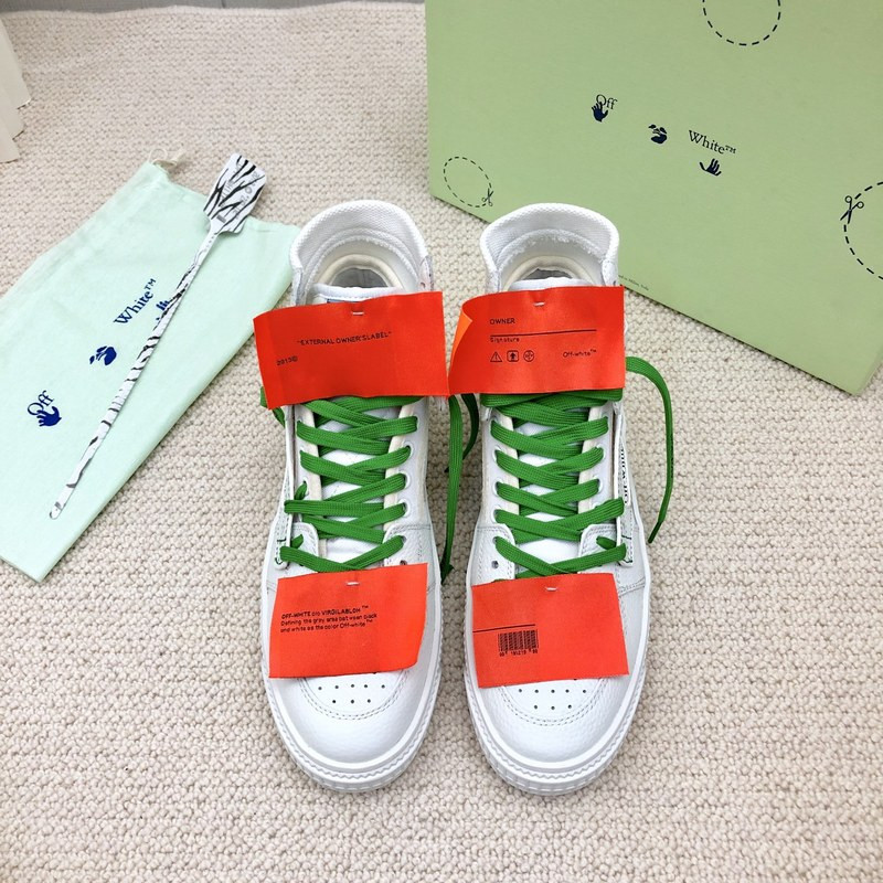 Off-White c/o Virgil Abloh