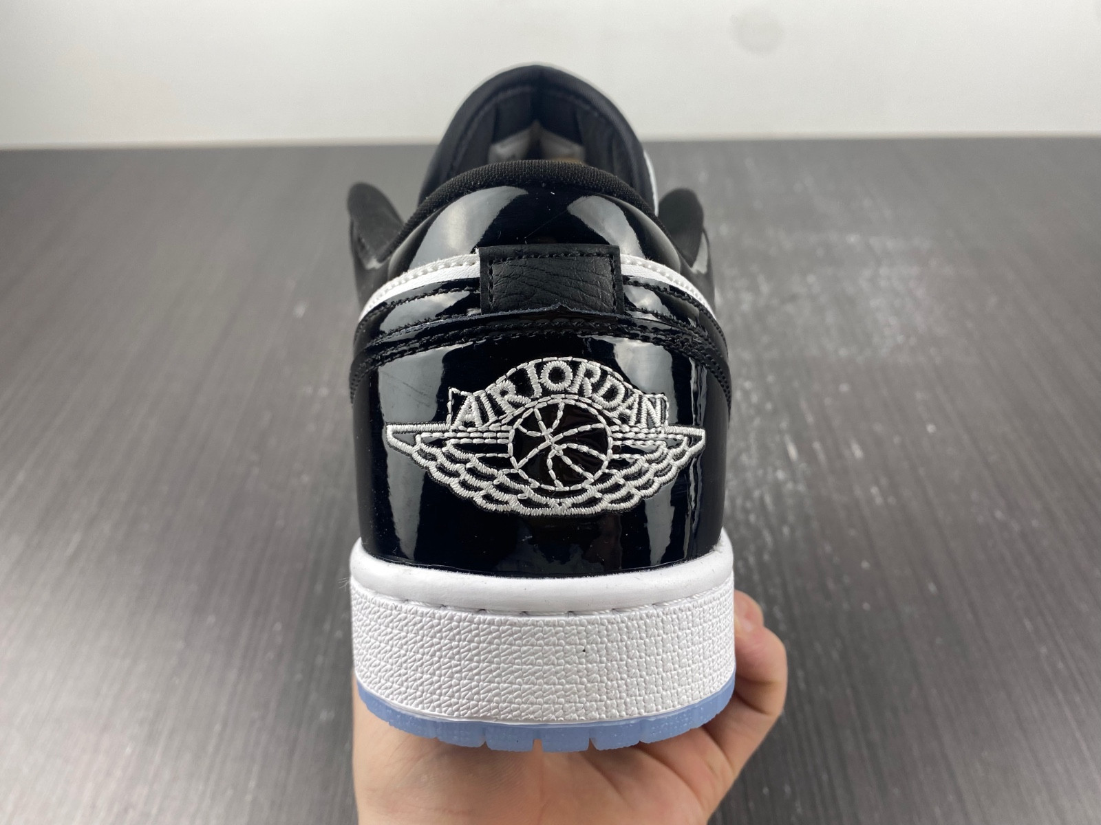 Jordan 1 Low SE Concord - DV1309-100