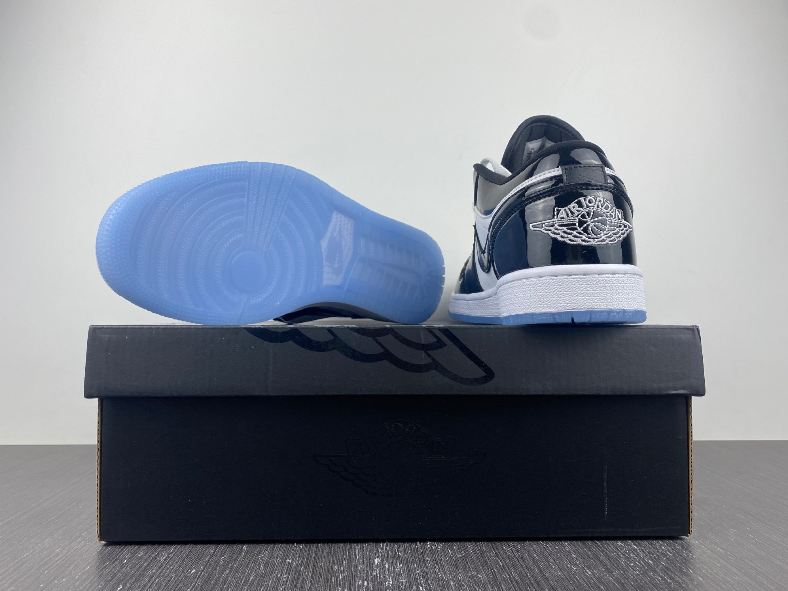 Jordan 1 Low SE Concord - DV1309-100