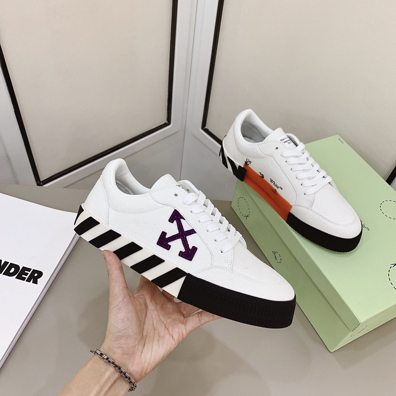 Off-White c/o Virgil Abloh