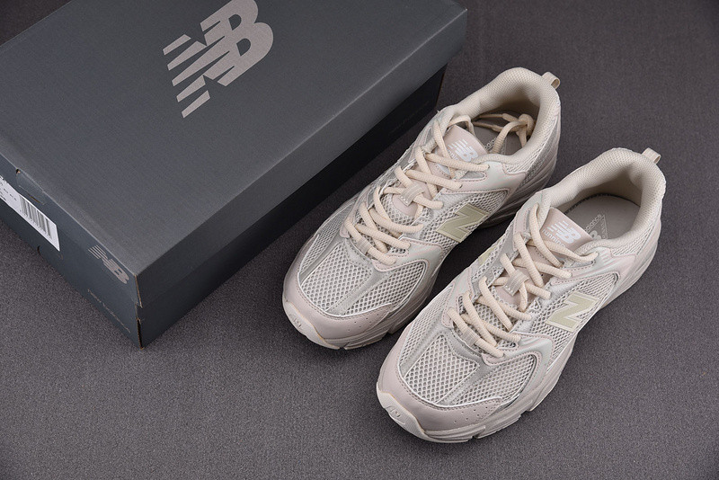 New Balance 530
