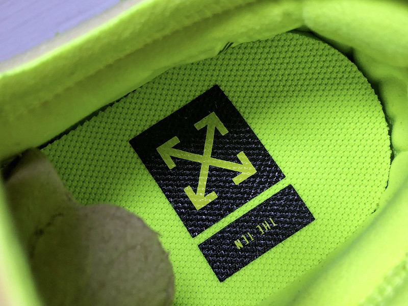 OW NIKE AIR FORCE 1 LOW VOLT AO4606-700