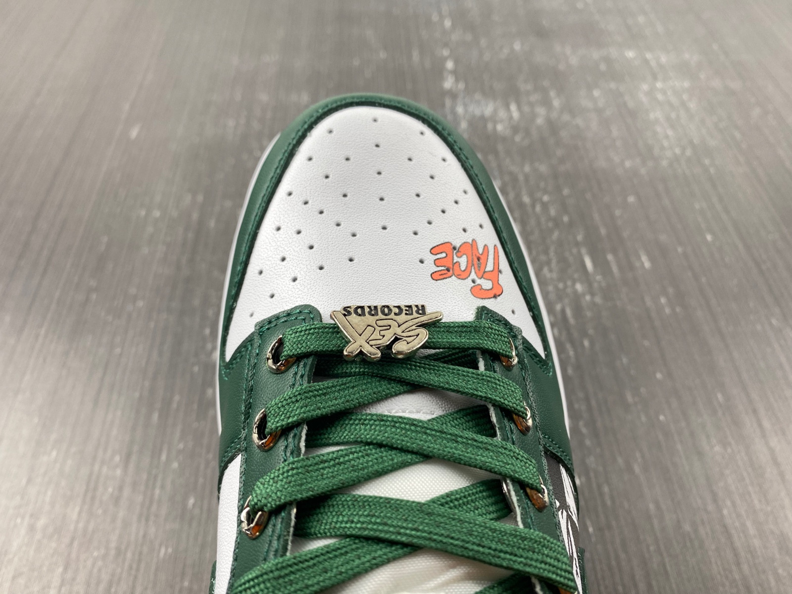NIKE DUNK LOW Chrome Hearts DD1391-101