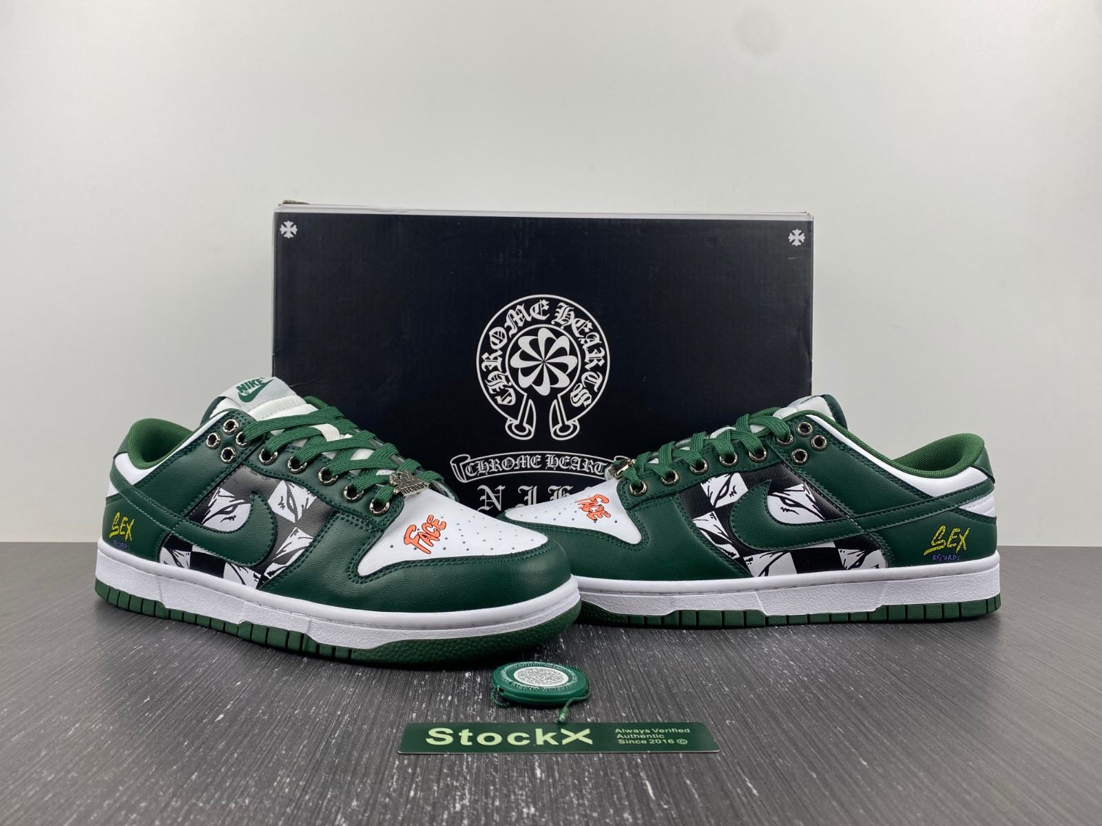NIKE DUNK LOW Chrome Hearts DD1391-101