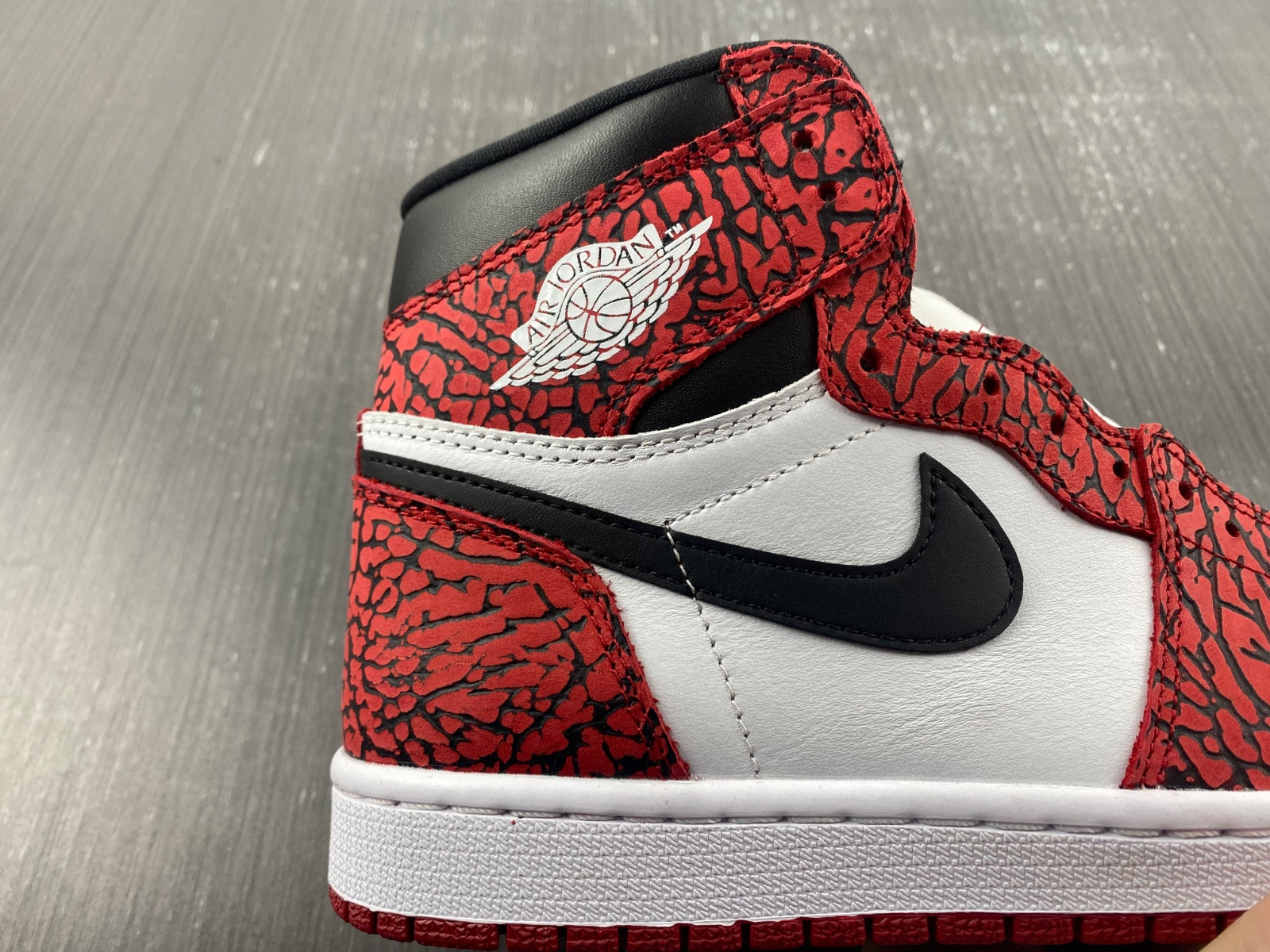 AIR JORDAN 1 HIGH DZ5485-061