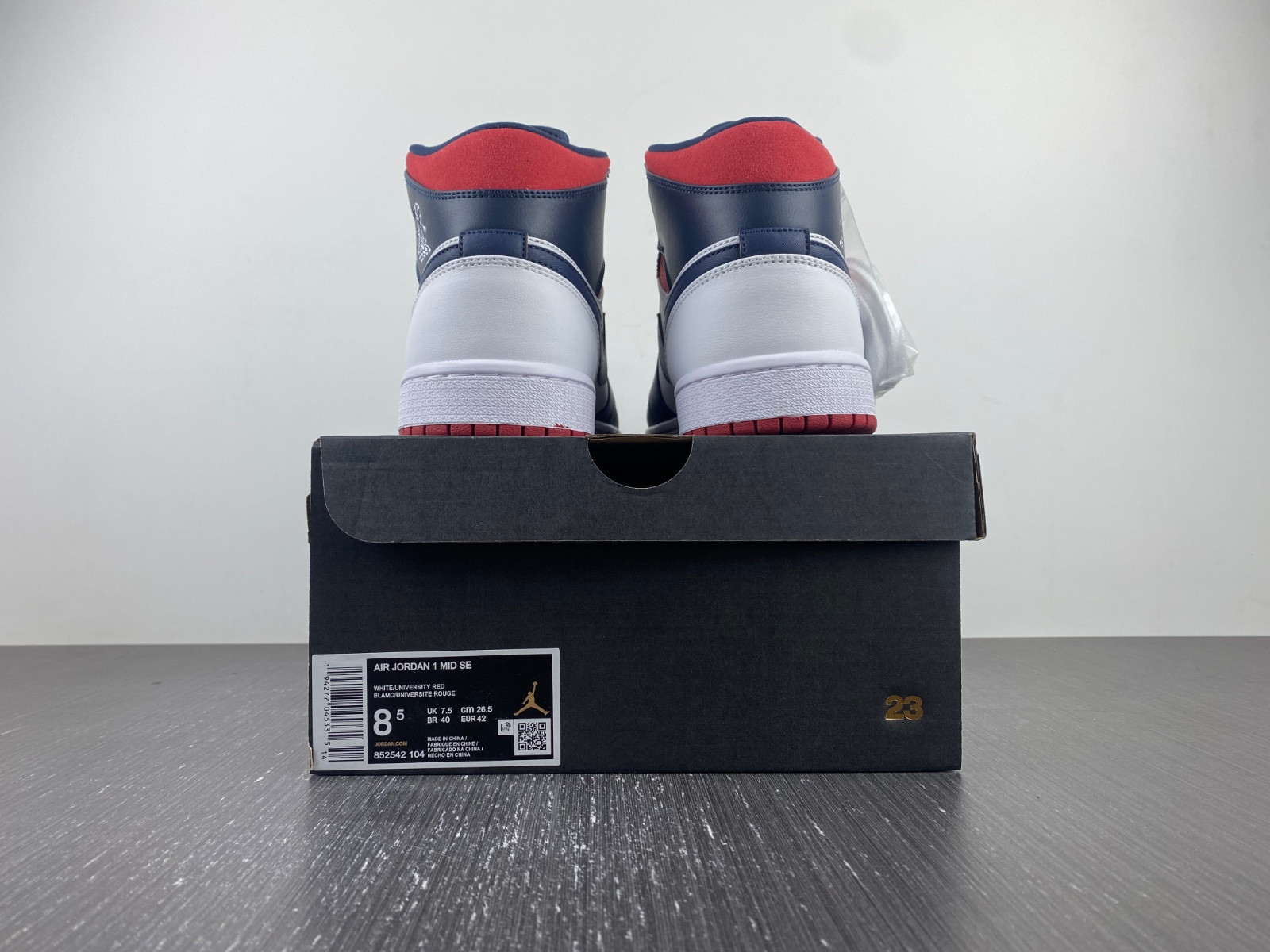 Jordan 1 Mid SE USA - 852542-104