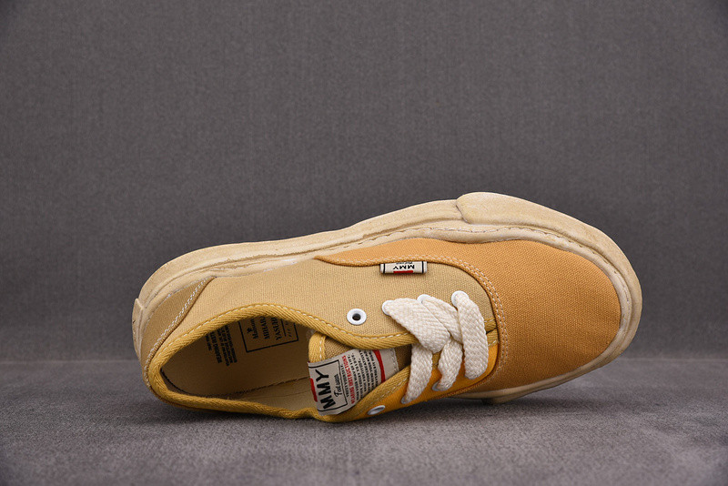MAISON MIHARA SNEAKERS