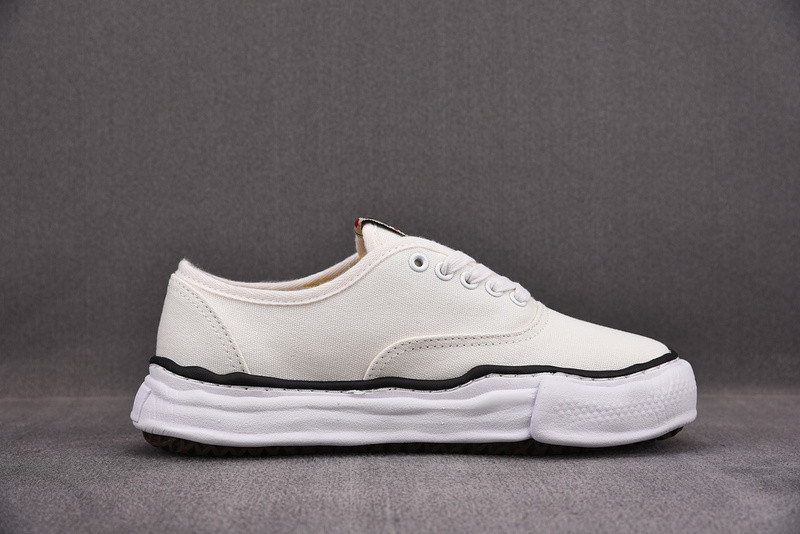 MAISON MIHARA SNEAKERS