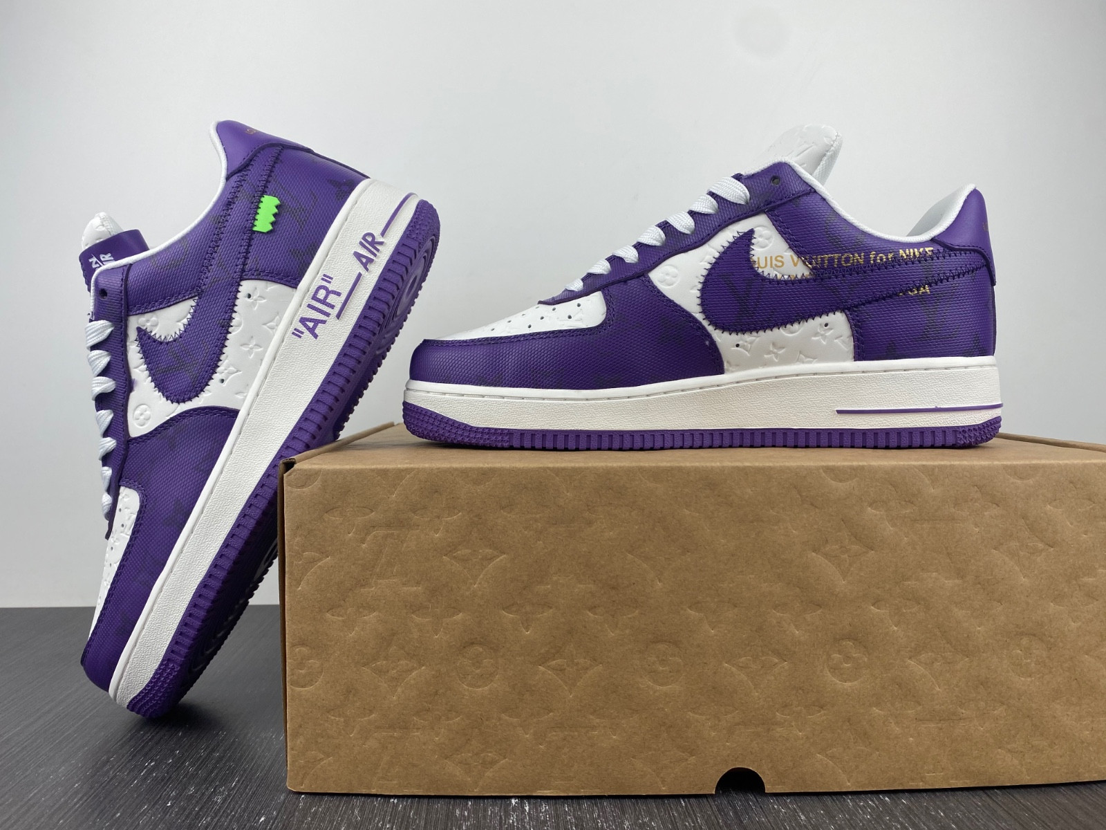 NIKE AIR FORCE 1 LOW BY VIRGIL ABLOH