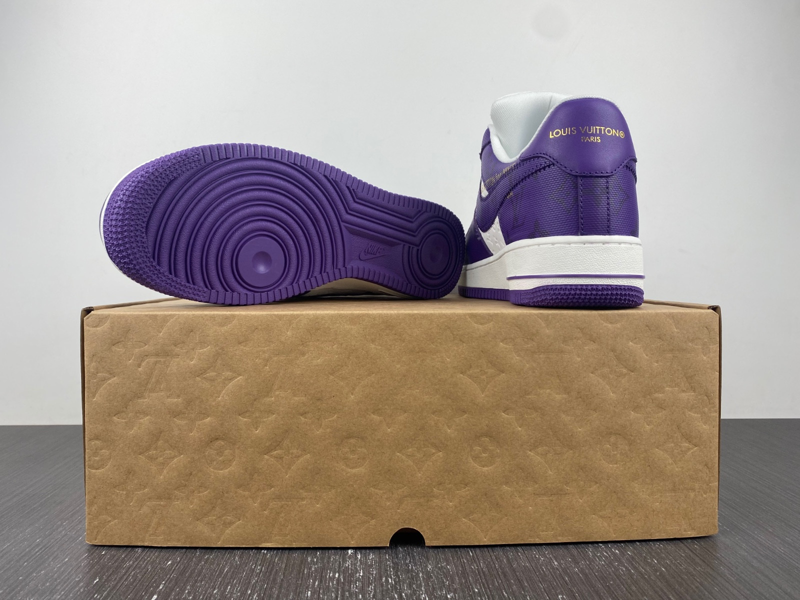 NIKE AIR FORCE 1 LOW BY VIRGIL ABLOH
