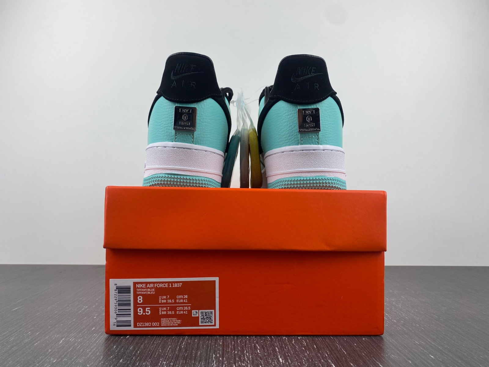T*f*ny & co. x air force 1 low dz1382-002