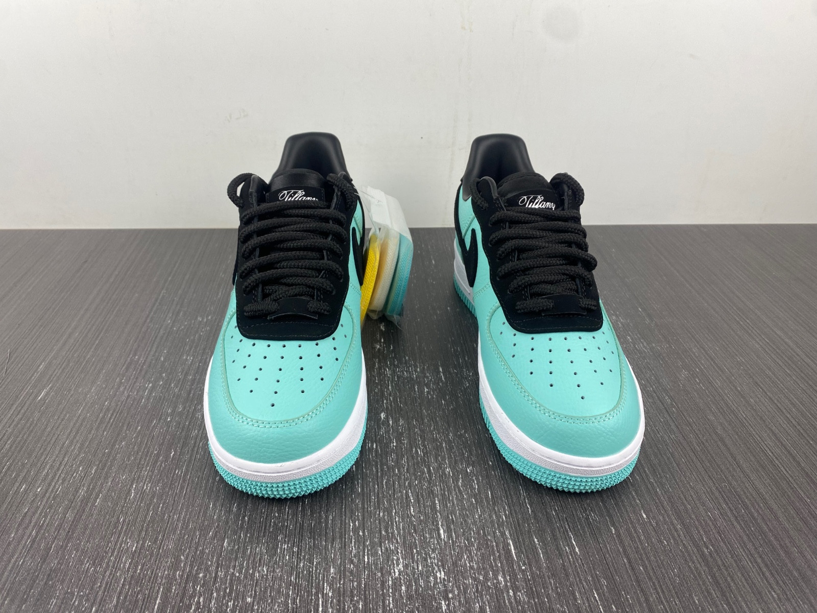 T*f*ny & co. x air force 1 low dz1382-002