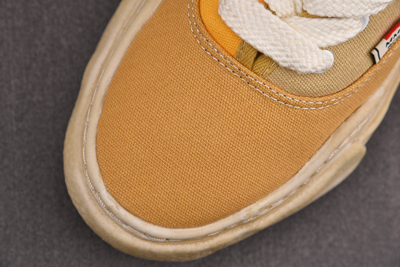 MAISON MIHARA SNEAKERS
