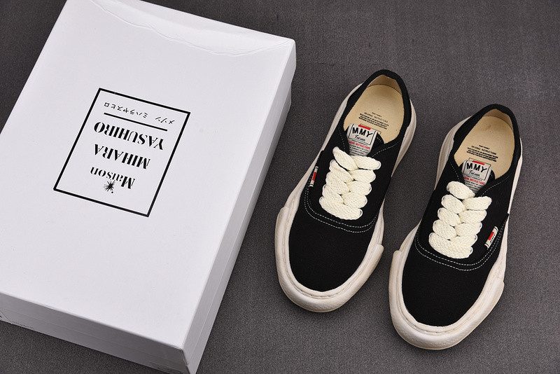 MAISON MIHARA SNEAKERS