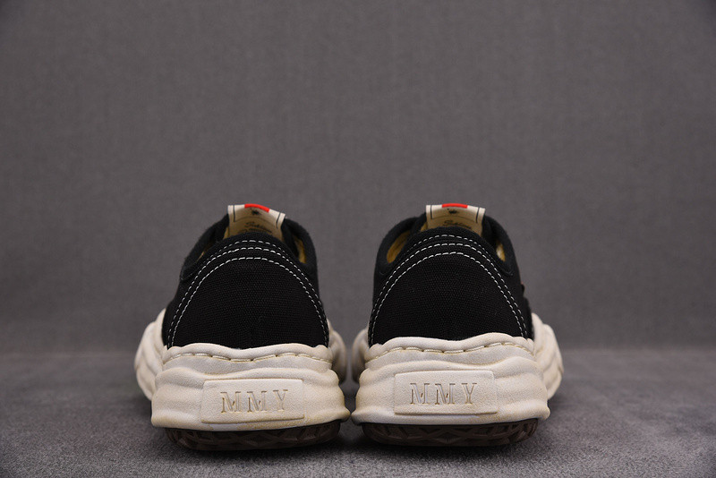 MAISON MIHARA SNEAKERS