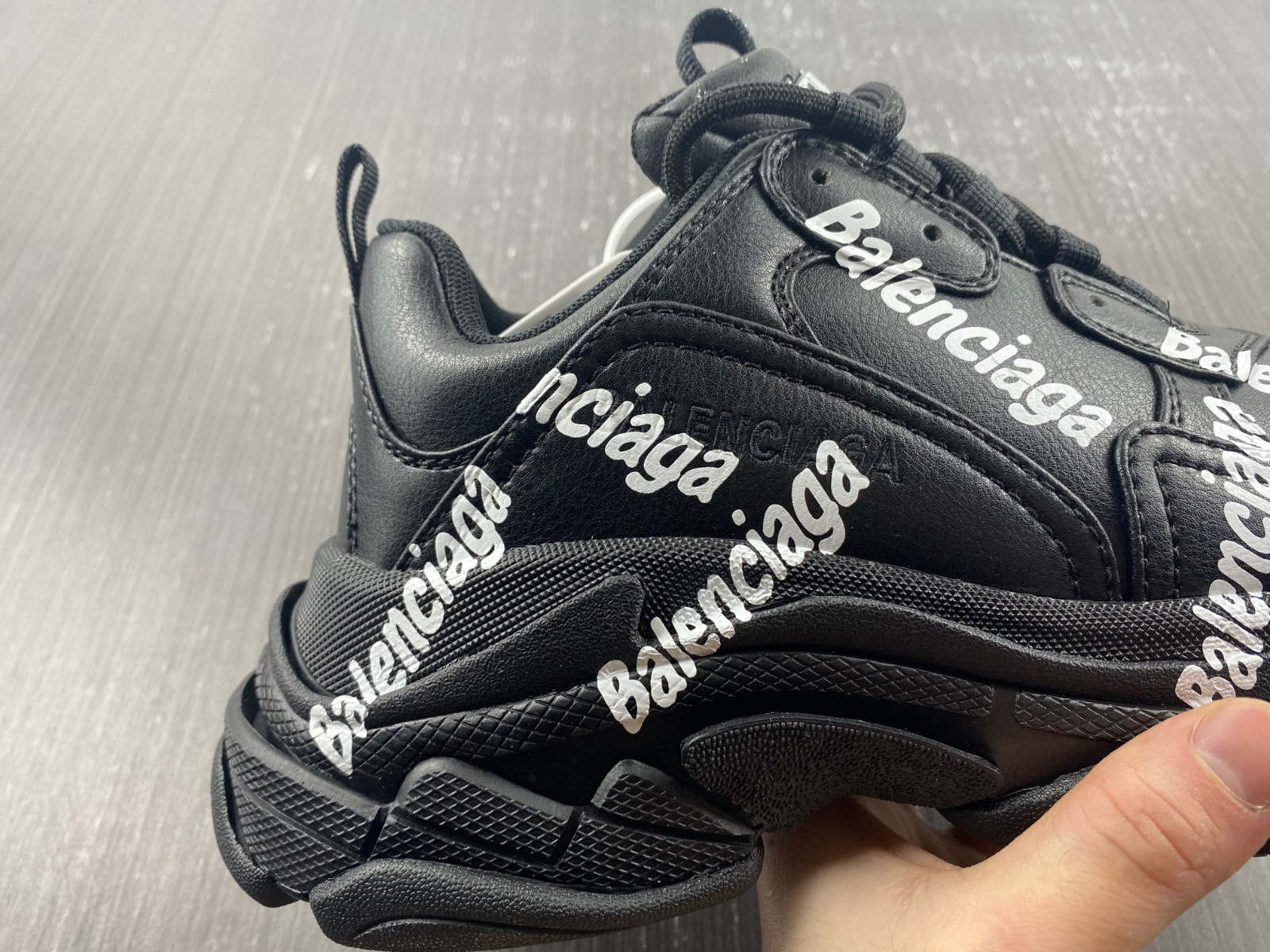 Ba*len*cia*ga triple s 524839 w2rn3 9025