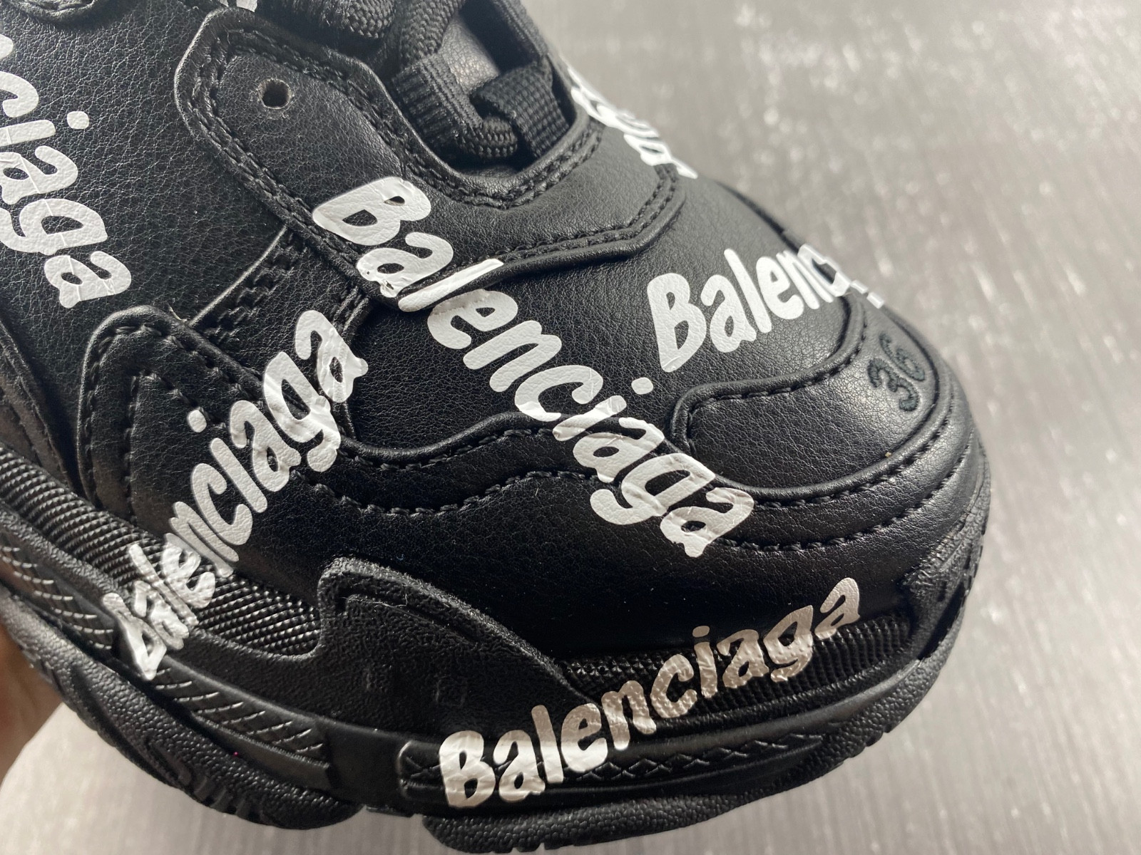 Ba*len*cia*ga triple s 524839 w2rn3 9025