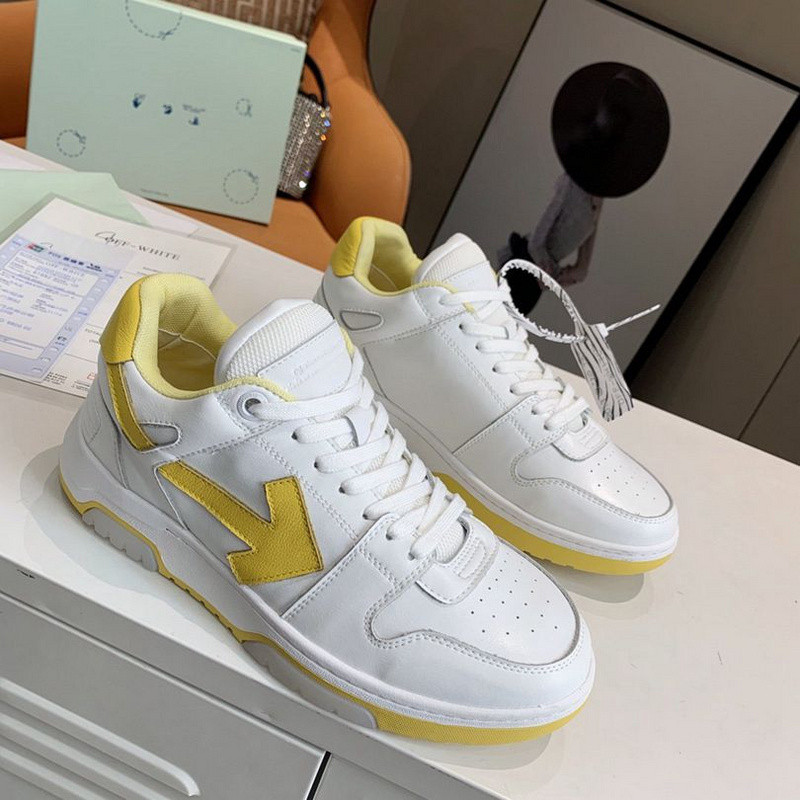 Off-White c/o Virgil Abloh