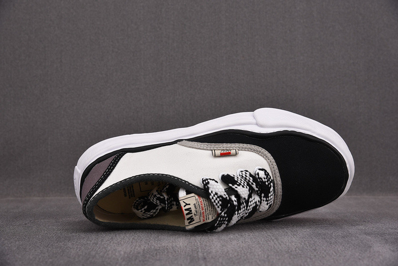 MAISON MIHARA SNEAKERS