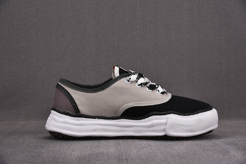 MAISON MIHARA SNEAKERS