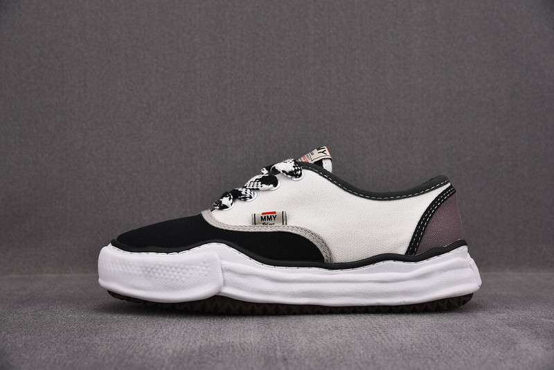 MAISON MIHARA SNEAKERS
