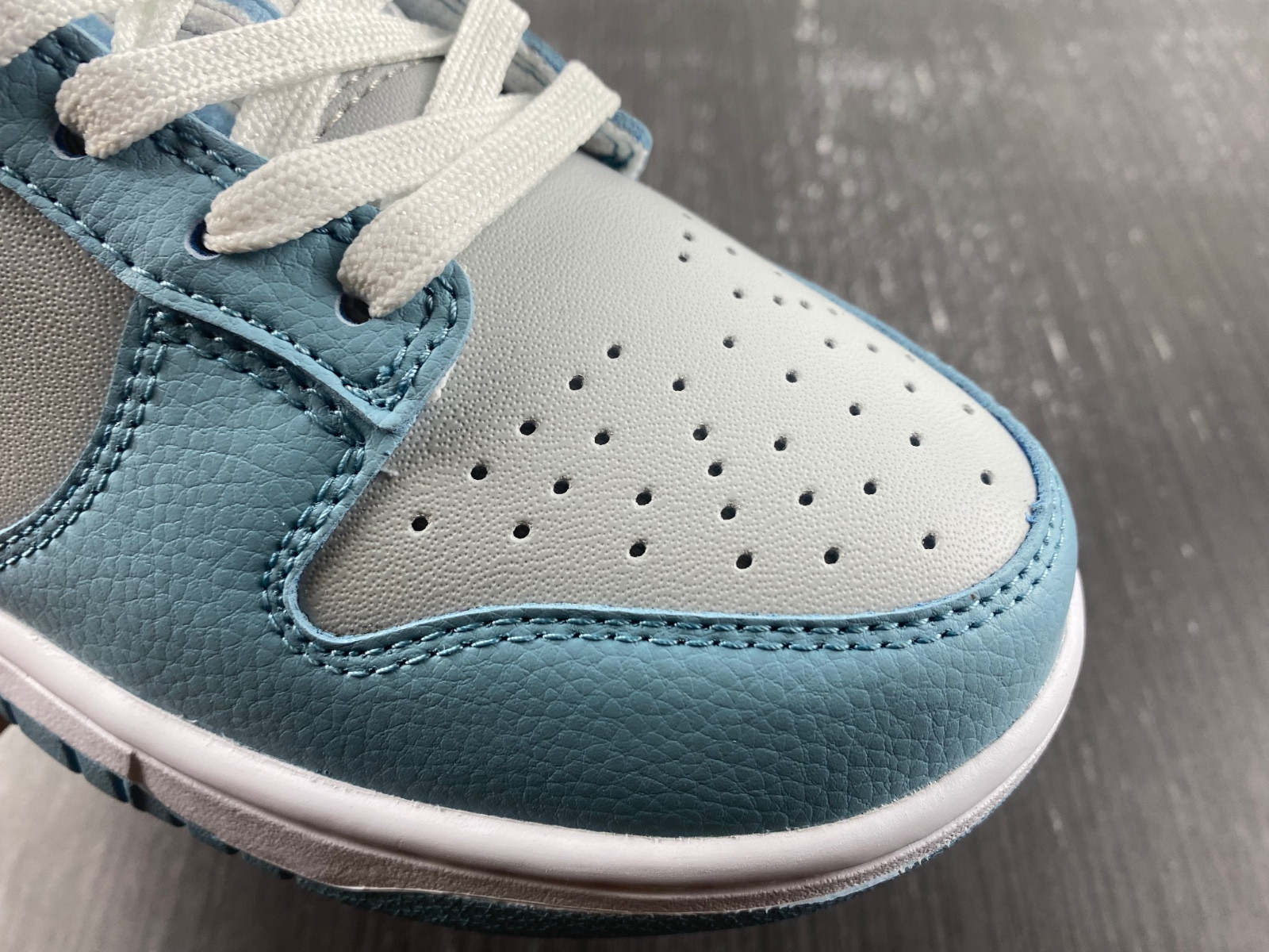 Nike Dunk Low "Worn Blue" FB1871-011