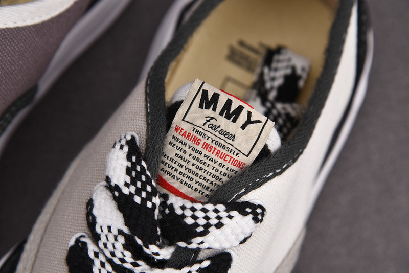MAISON MIHARA SNEAKERS